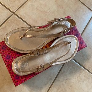 Like New Tory Burch Rose Gold Travel Thong Sandals